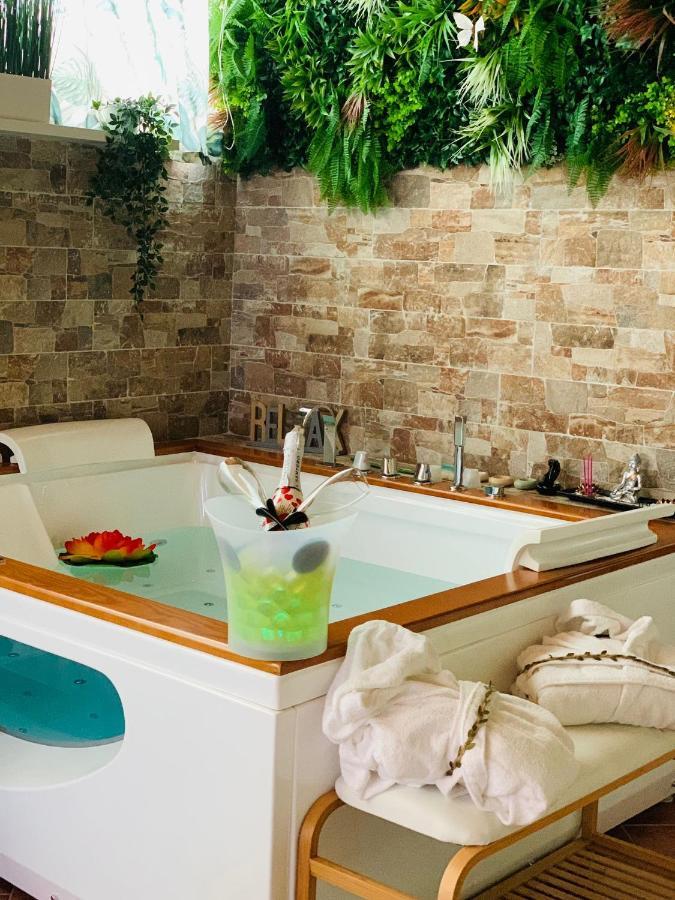 Suite I Biddizzi Da Sicilia Катания Экстерьер фото