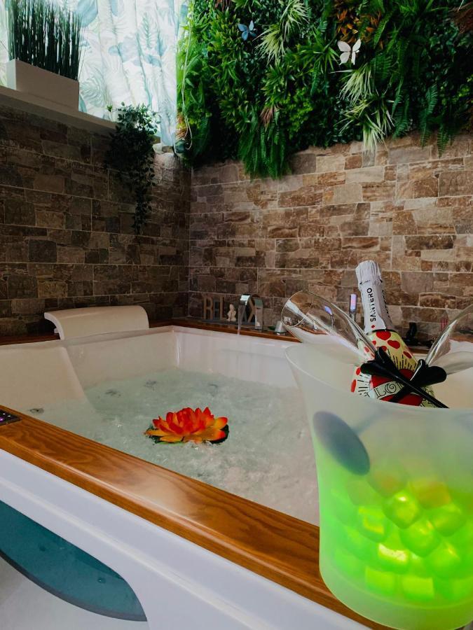 Suite I Biddizzi Da Sicilia Катания Экстерьер фото
