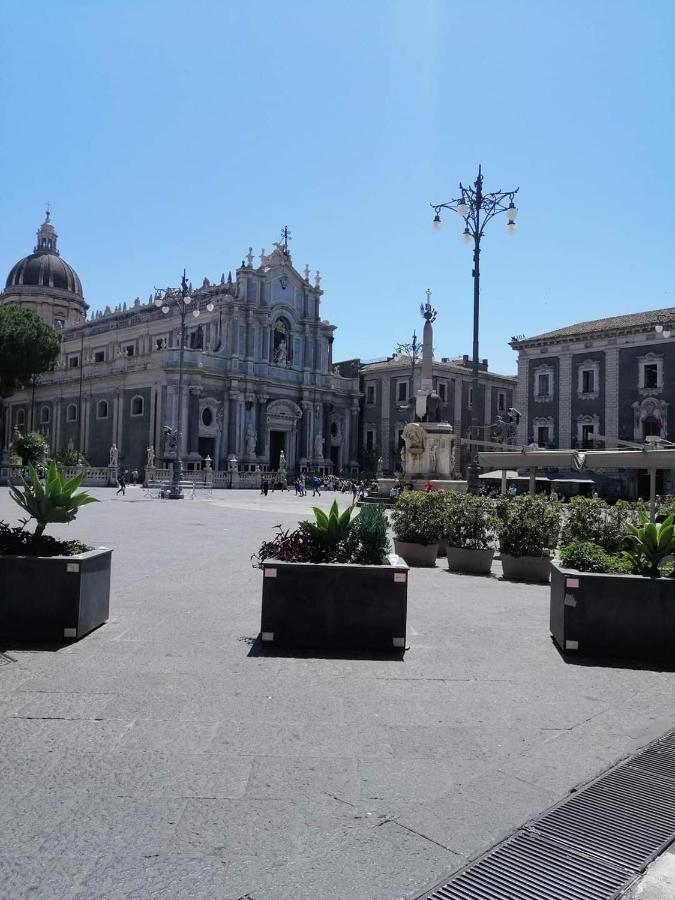 Suite I Biddizzi Da Sicilia Катания Экстерьер фото