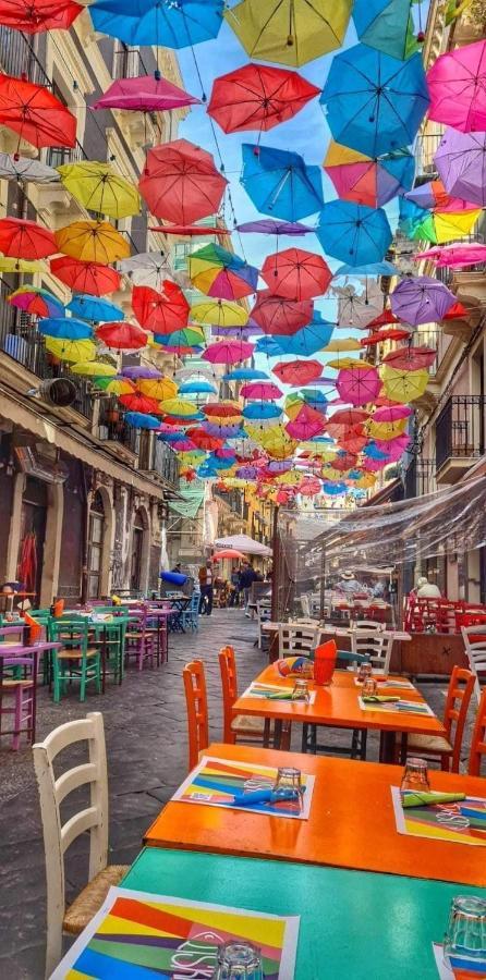 Suite I Biddizzi Da Sicilia Катания Экстерьер фото